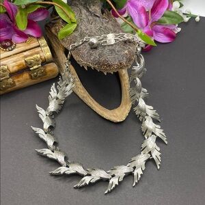 Lisner choker necklace vintage 🔥